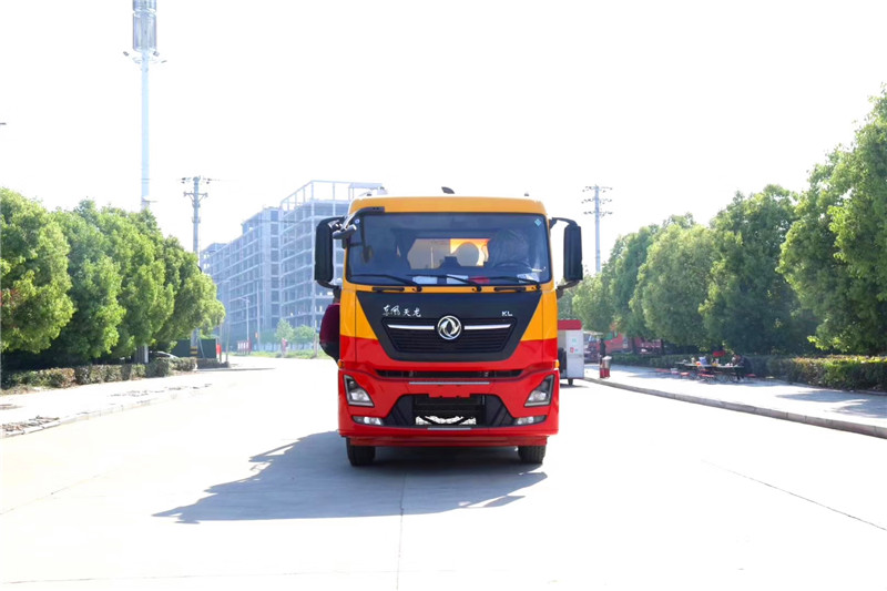 國六東風(fēng)天龍后雙橋清洗吸污車 國六東風(fēng)天龍后雙橋清洗吸污車